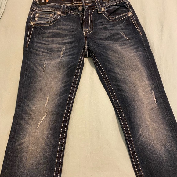 🤩NWT Miss Me Skinny Straight-Rise Jeans🤩 - Picture 4 of 7